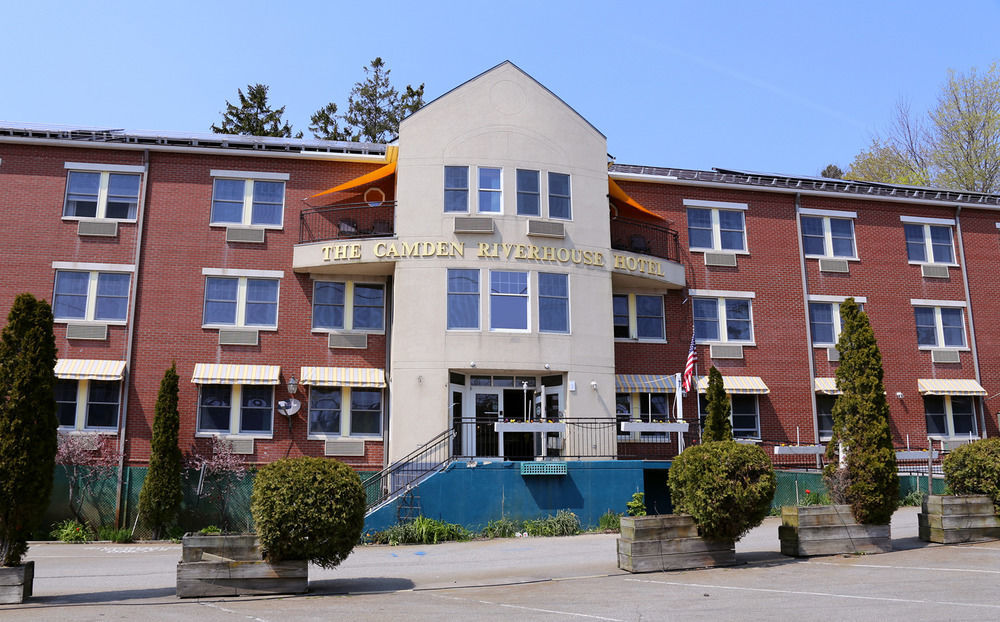 Hotel Riverhouse And