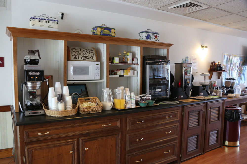 Hotel Riverhouse And