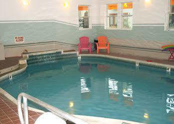 Hotel Riverhouse And